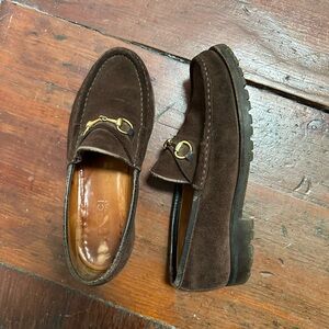 Gucci lug sole brown suede loafers
